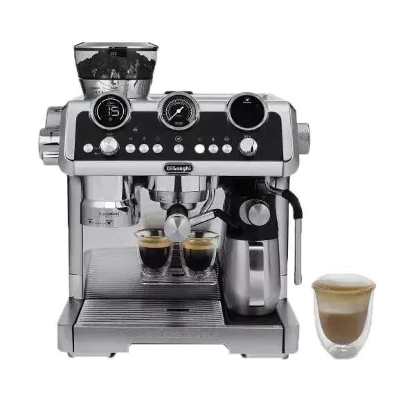 La Specialista Maestro Espresso Machine con espumador de leche automático  LatteCrema