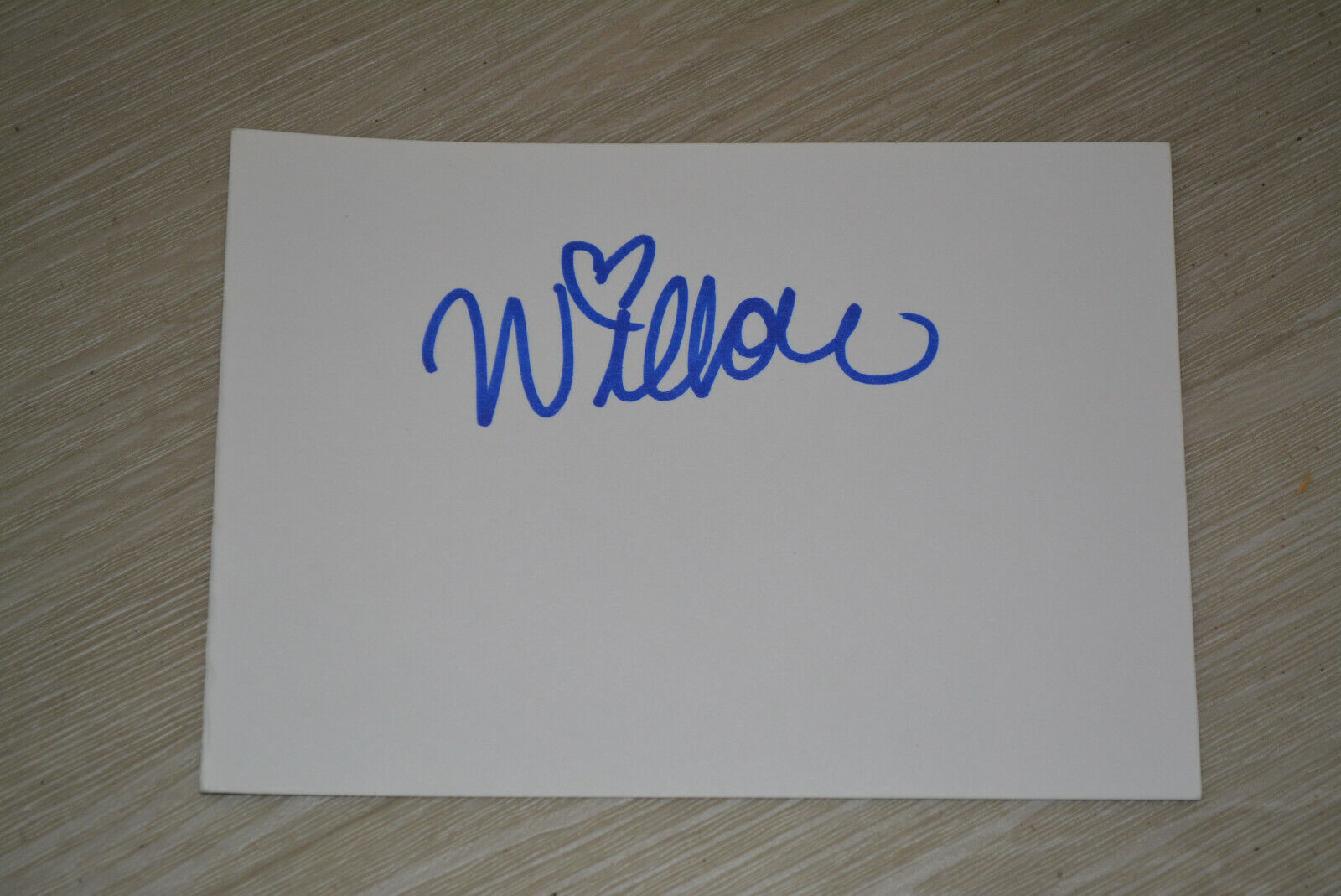 WILLOW SMITH signed autograph In Person white index card