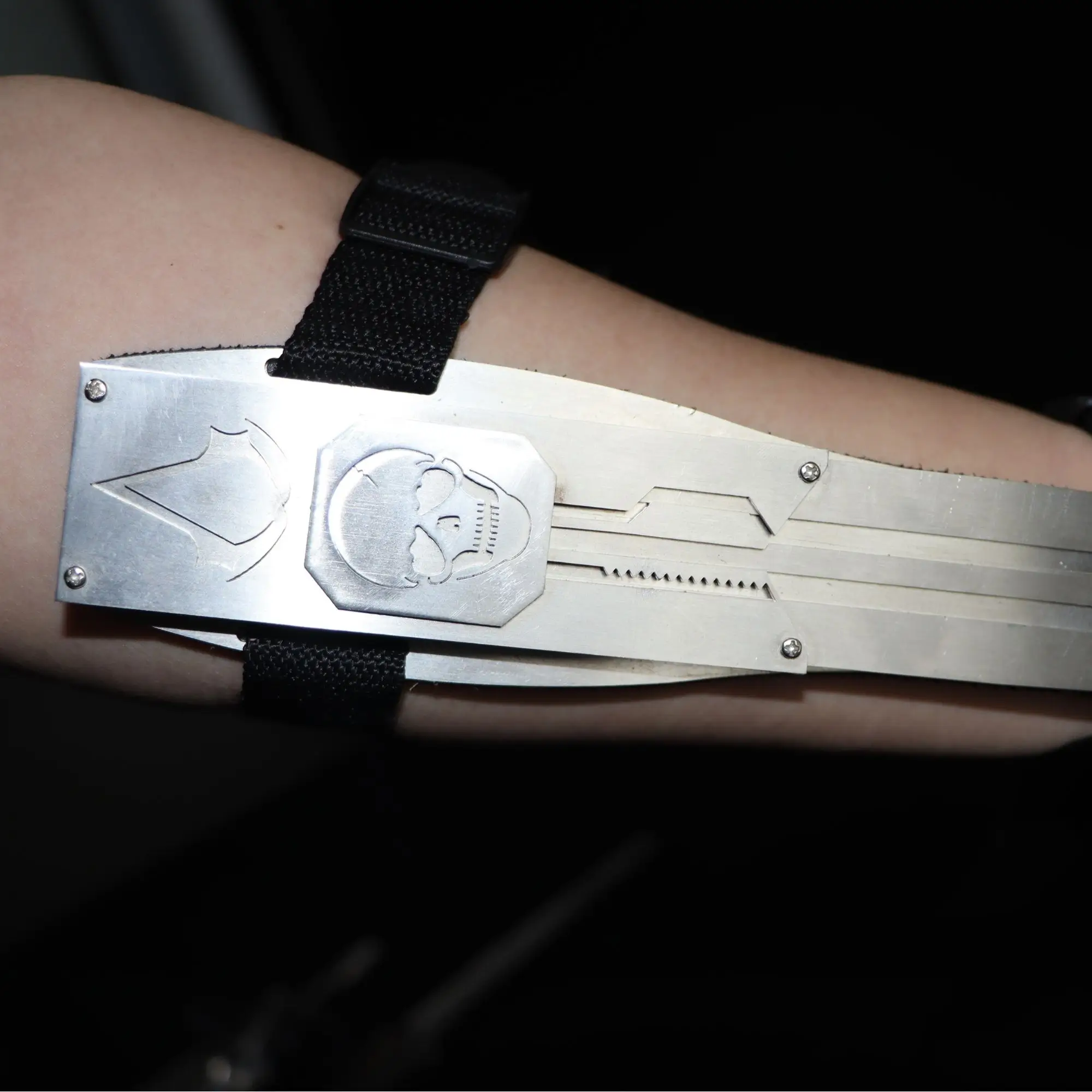Hidden Blade Metal Assassin's hidden blade image 6