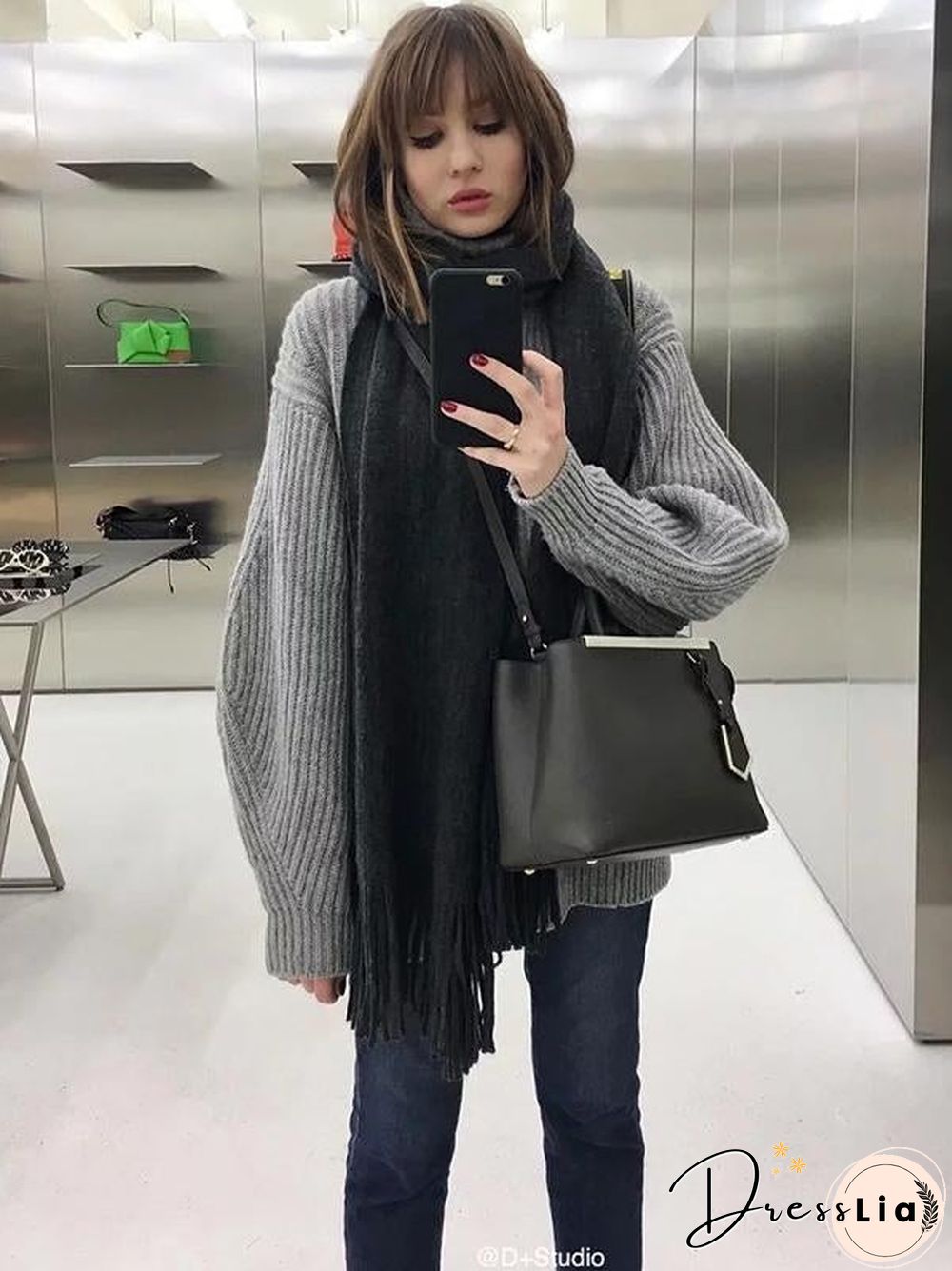 Round Neck Loose Knitting Sweater