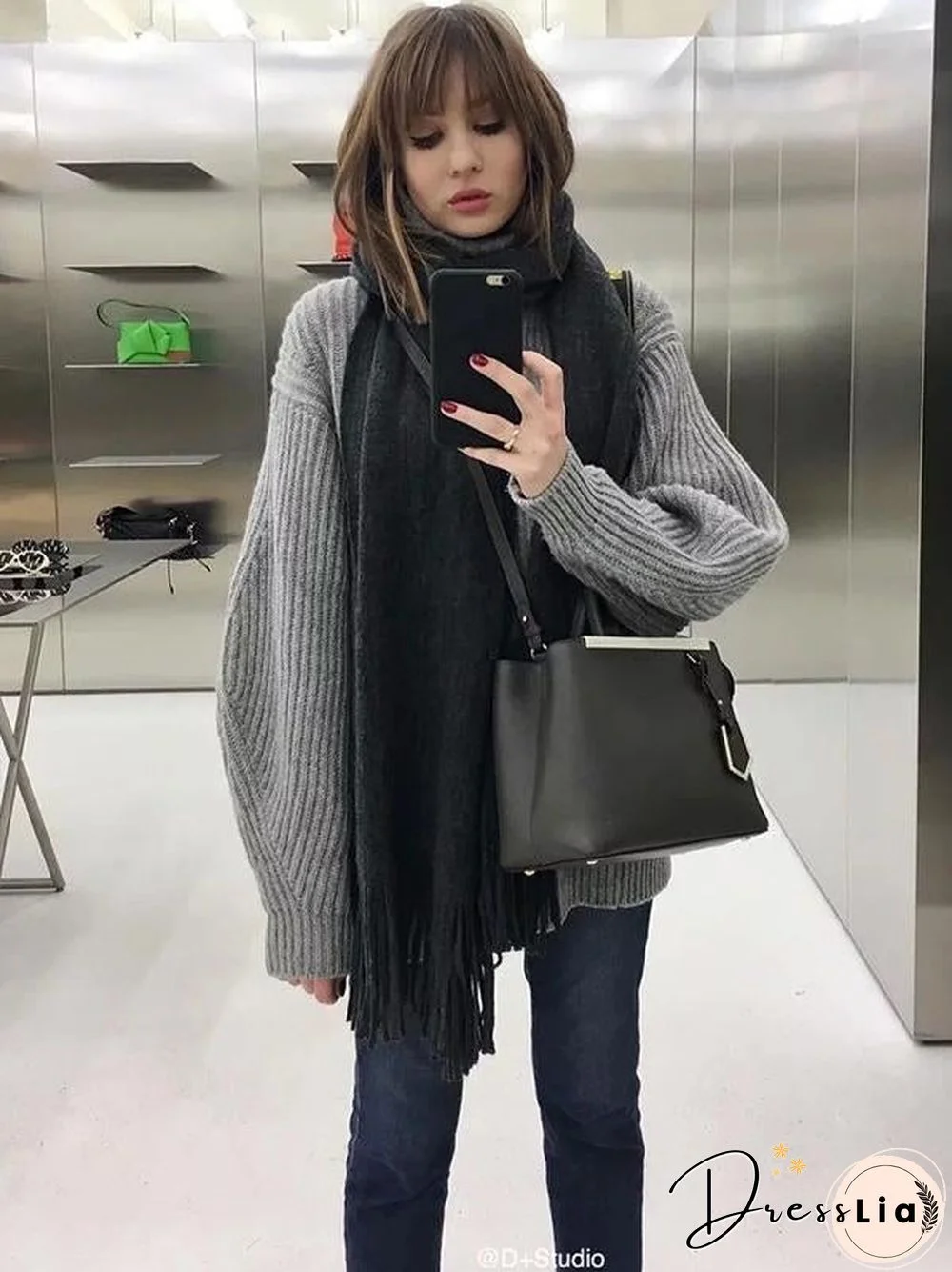 Round Neck Loose Knitting Sweater