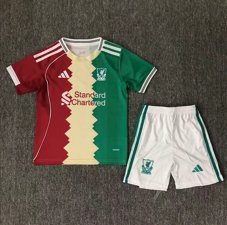 Kids Liverpool 25/26 Christmas Special Edition Jersey