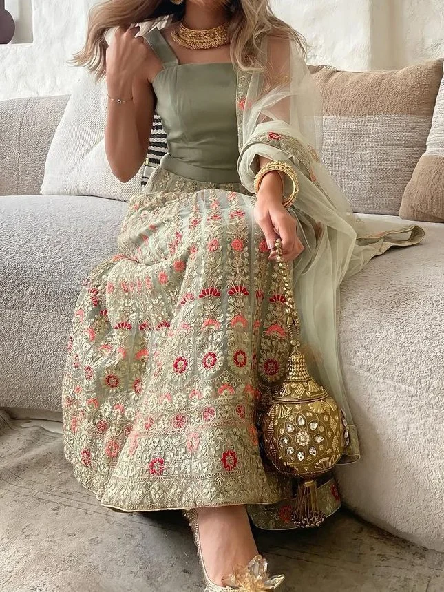 Suit Embroidered Dress + Tulle Cardigan Set