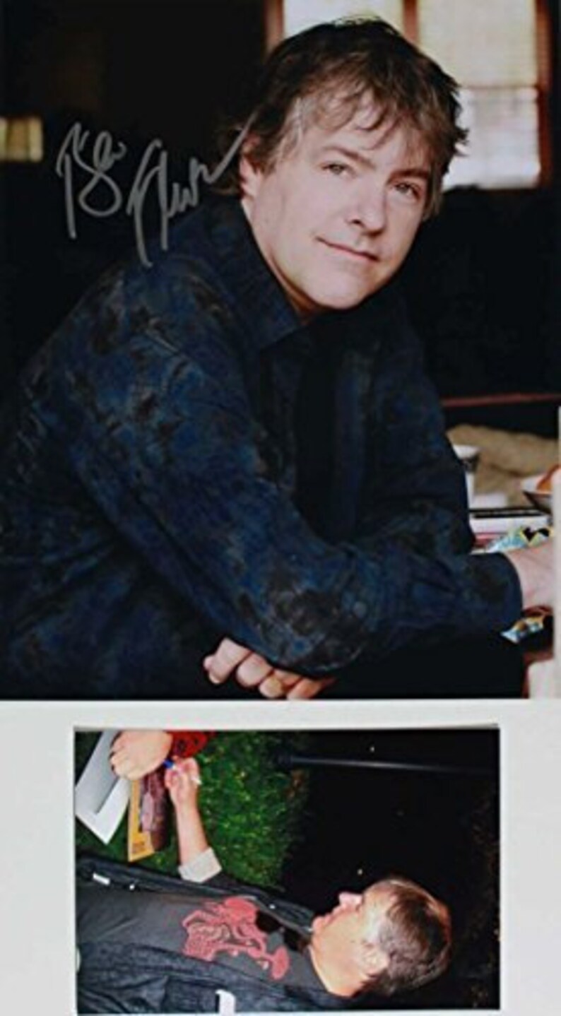 Bela Fleck Signed Autographed Glossy 8x10 Photo Poster painting w/ Proof Photo Poster painting