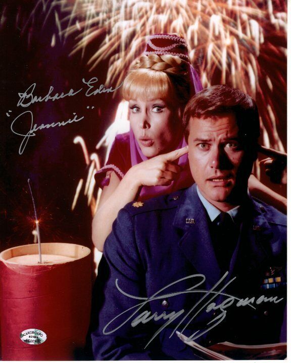 BARBARA EDEN and LARRY HAGMAN signed 8x10 I DREAM OF JEANNIE Photo Poster painting TPA