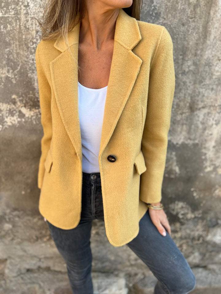 Stylish and Elegant winter garment