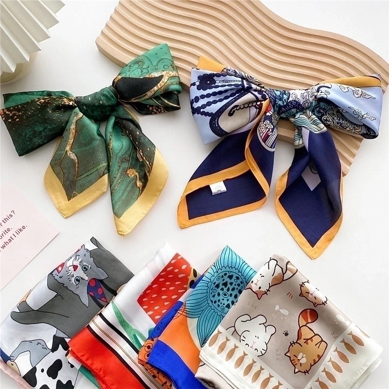 Women's Sweet Color Block Cat Polyester Printing Silk Scarves