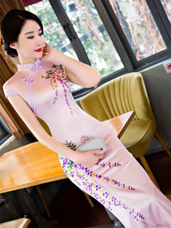 Elegant Custom Fit Embroidered Long Cheongsam