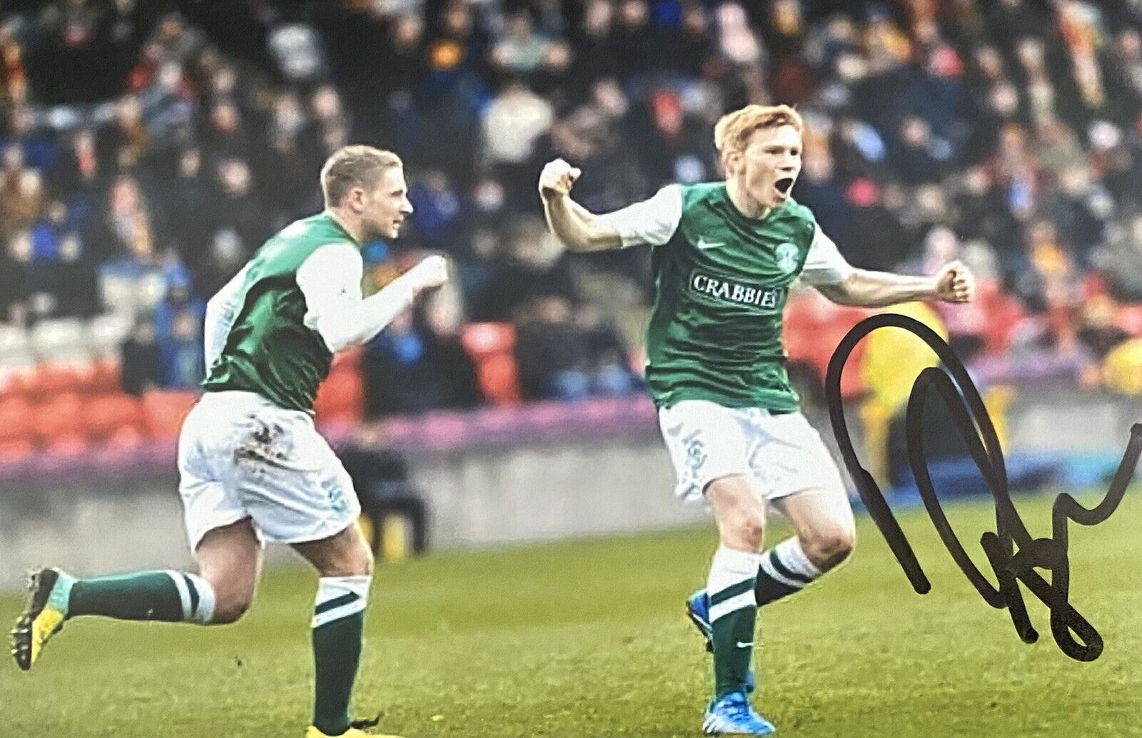 Duncan Watmore Genuine Hand Signed Hibernian 6X4 Photo Poster painting