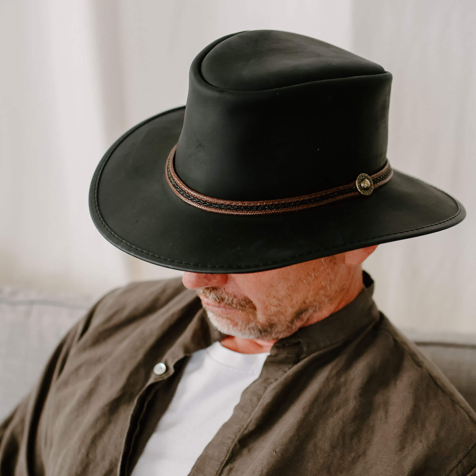 Midnight Rider - Mens Leather Outback Hat