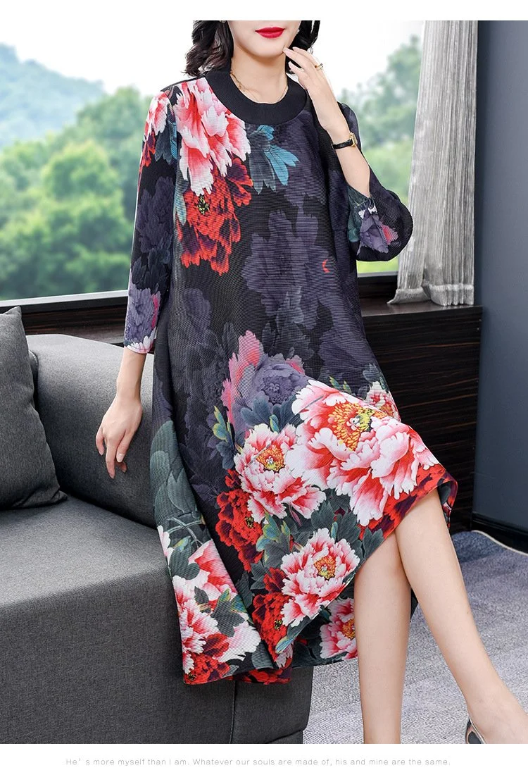 Fashion and Elegant Nine-Sleeve Mid-length Loose Dress