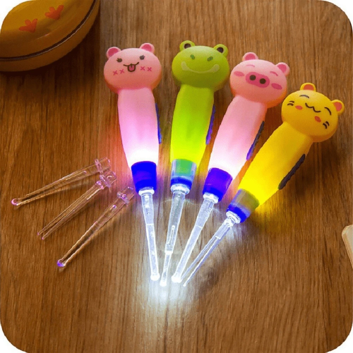 Pornhint Ear Spoon Cleaning with LED Lighting Cute Cartoon Animal Detachable Earwax Tool