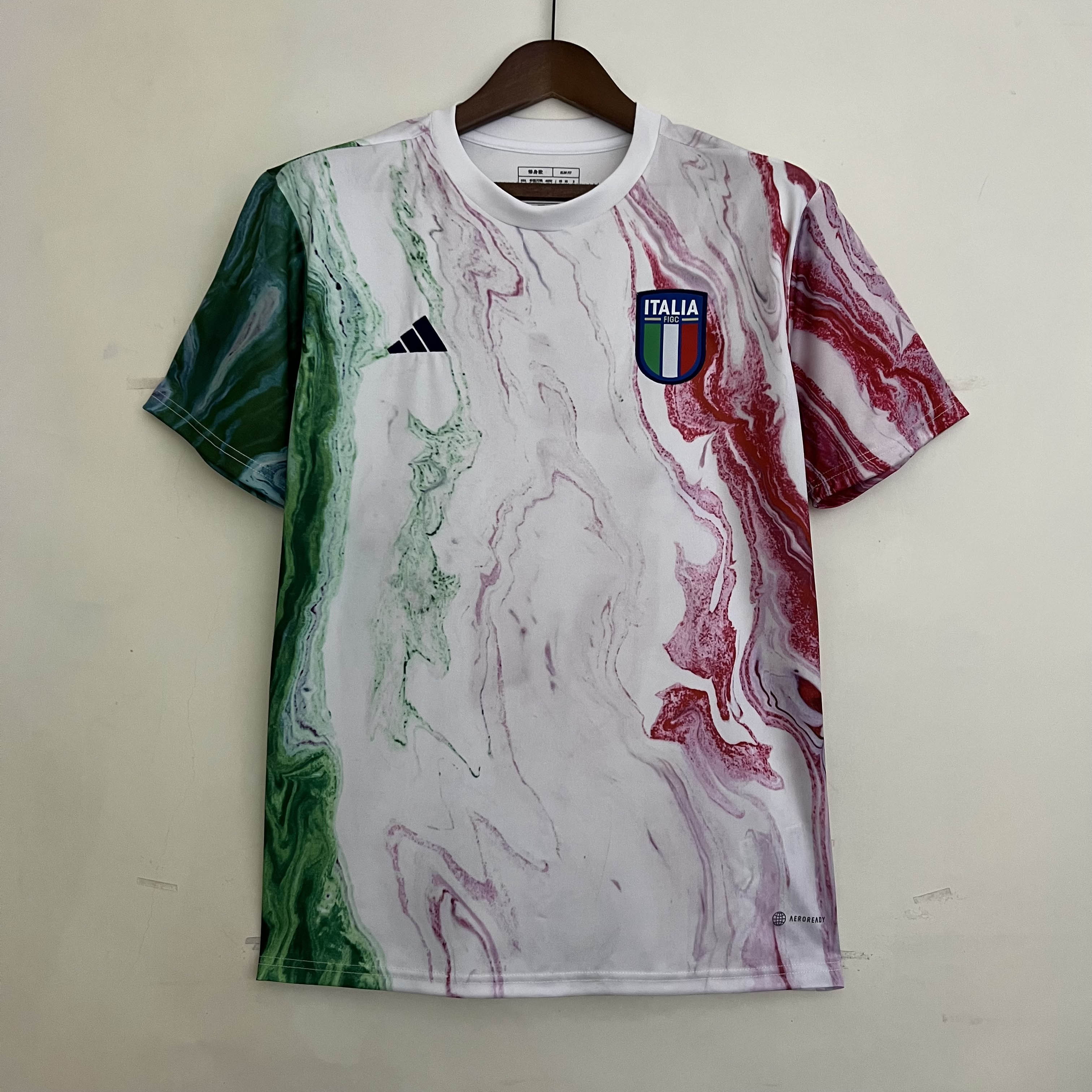2023/24-TRA-ITA-WHT-A06261