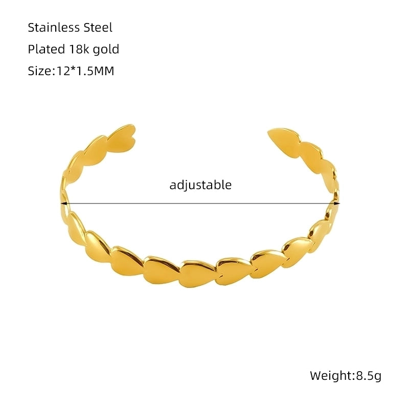 Minimalist Heart Shape Solid Color 304 Stainless Steel 18K Gold Plated Titanium Steel Bangle In Bulk