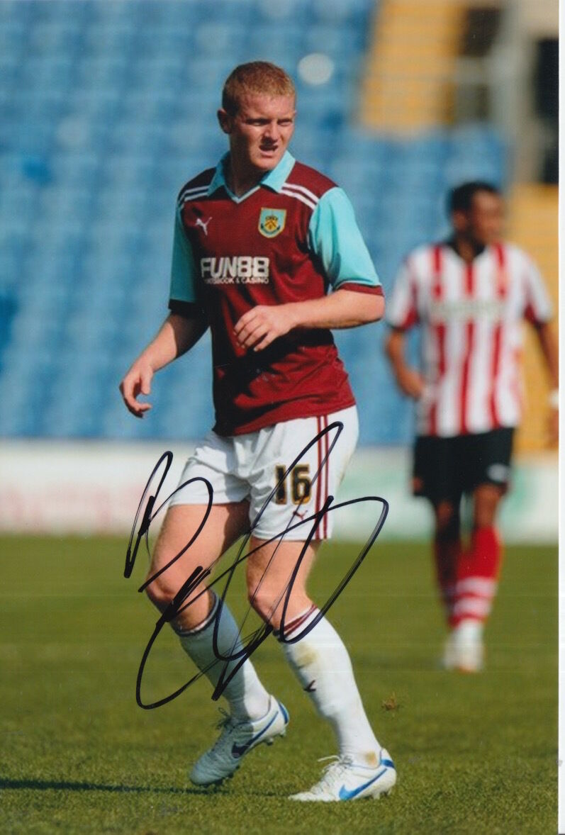 BURNLEY HAND SIGNED BRIAN EASTON 6X4 Photo Poster painting 1.