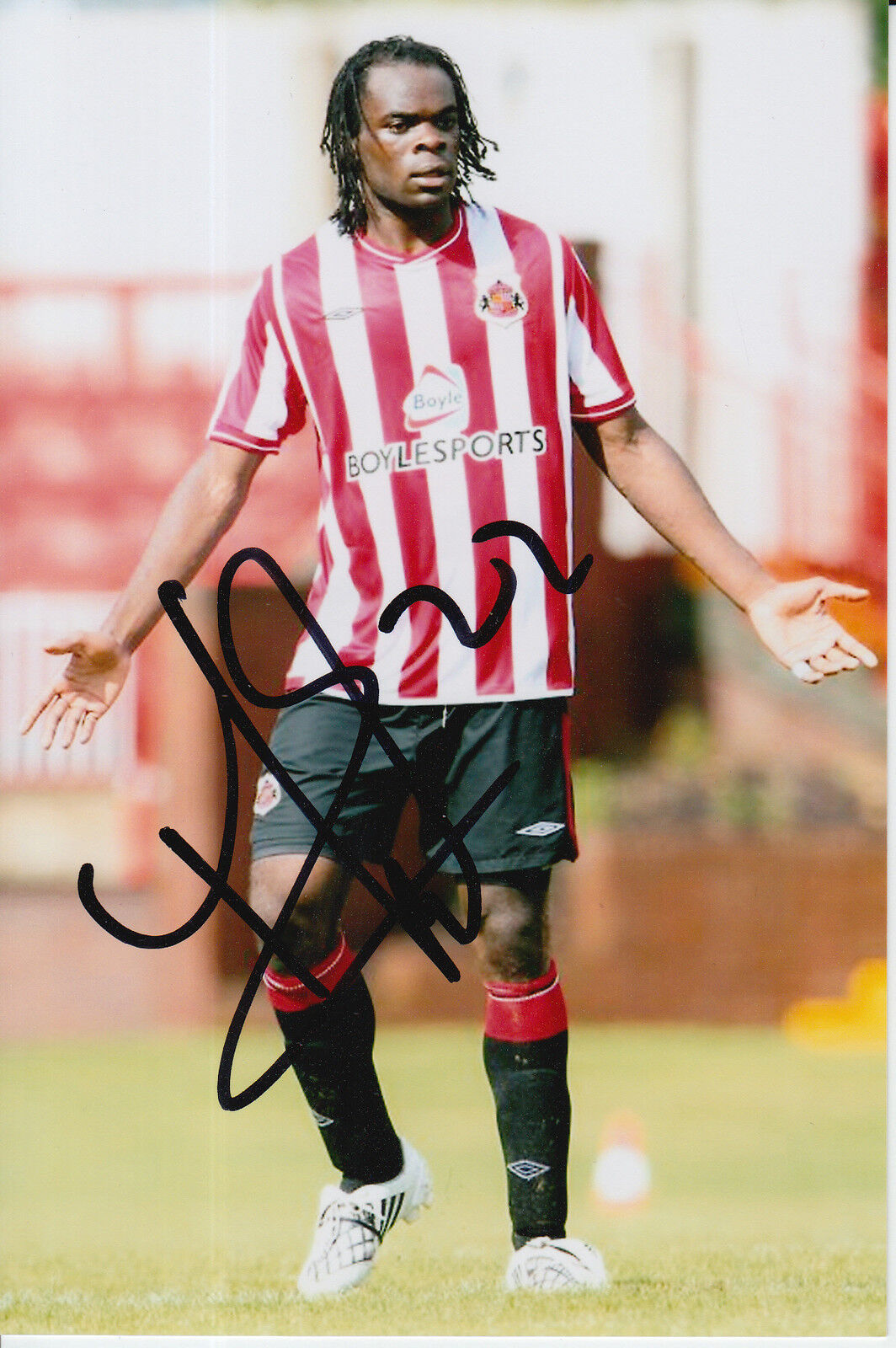 SUNDERLAND HAND SIGNED JEAN YVES MVOTO 6X4 Photo Poster painting.