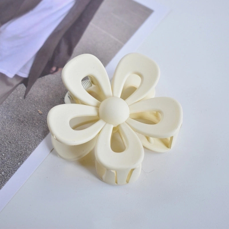 Minimalist Flower Plastic Stoving Varnish Hair Claws 1 Piece