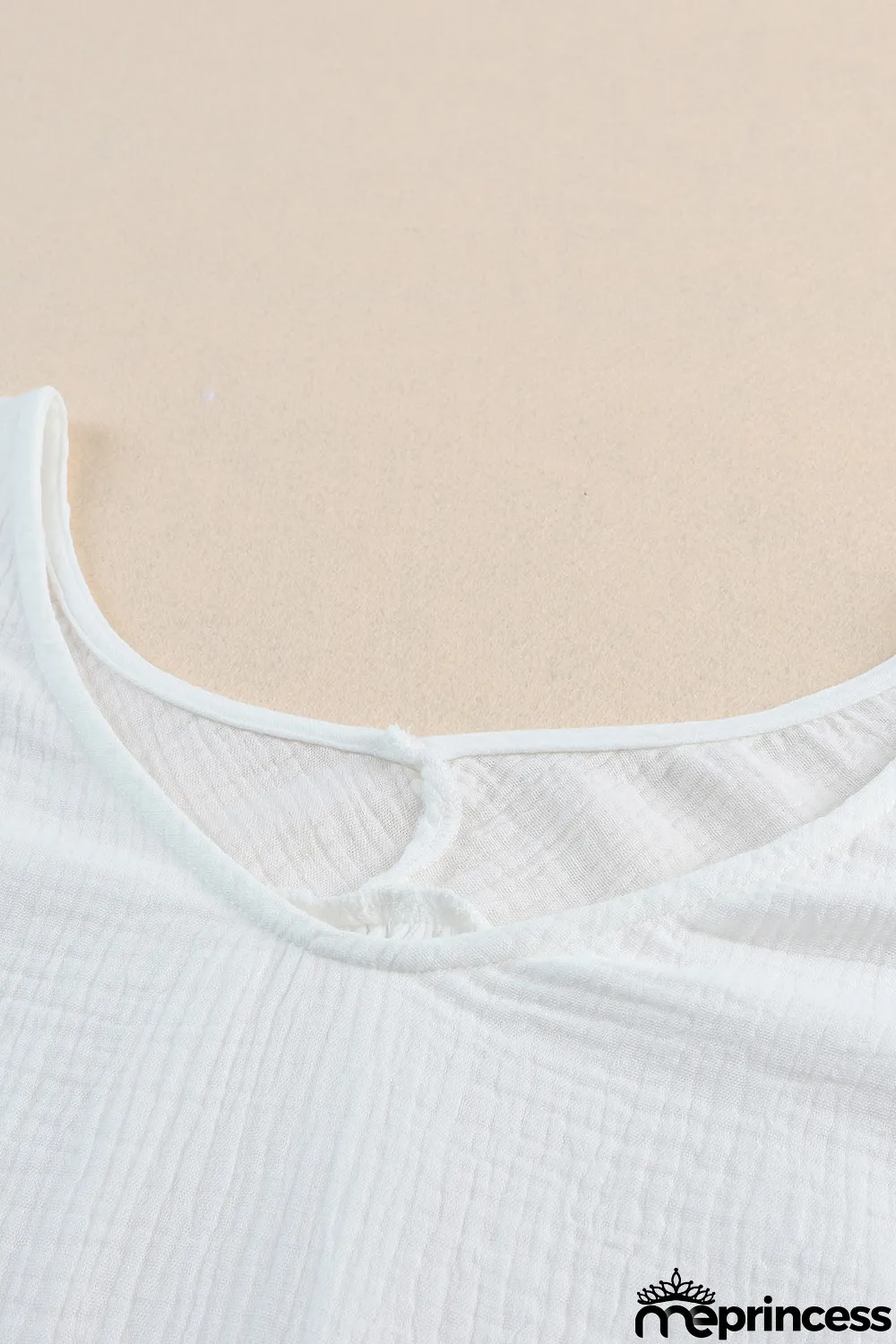 White Relaxed V Neck Blouse and Drawstring Raw Hem Shorts Set