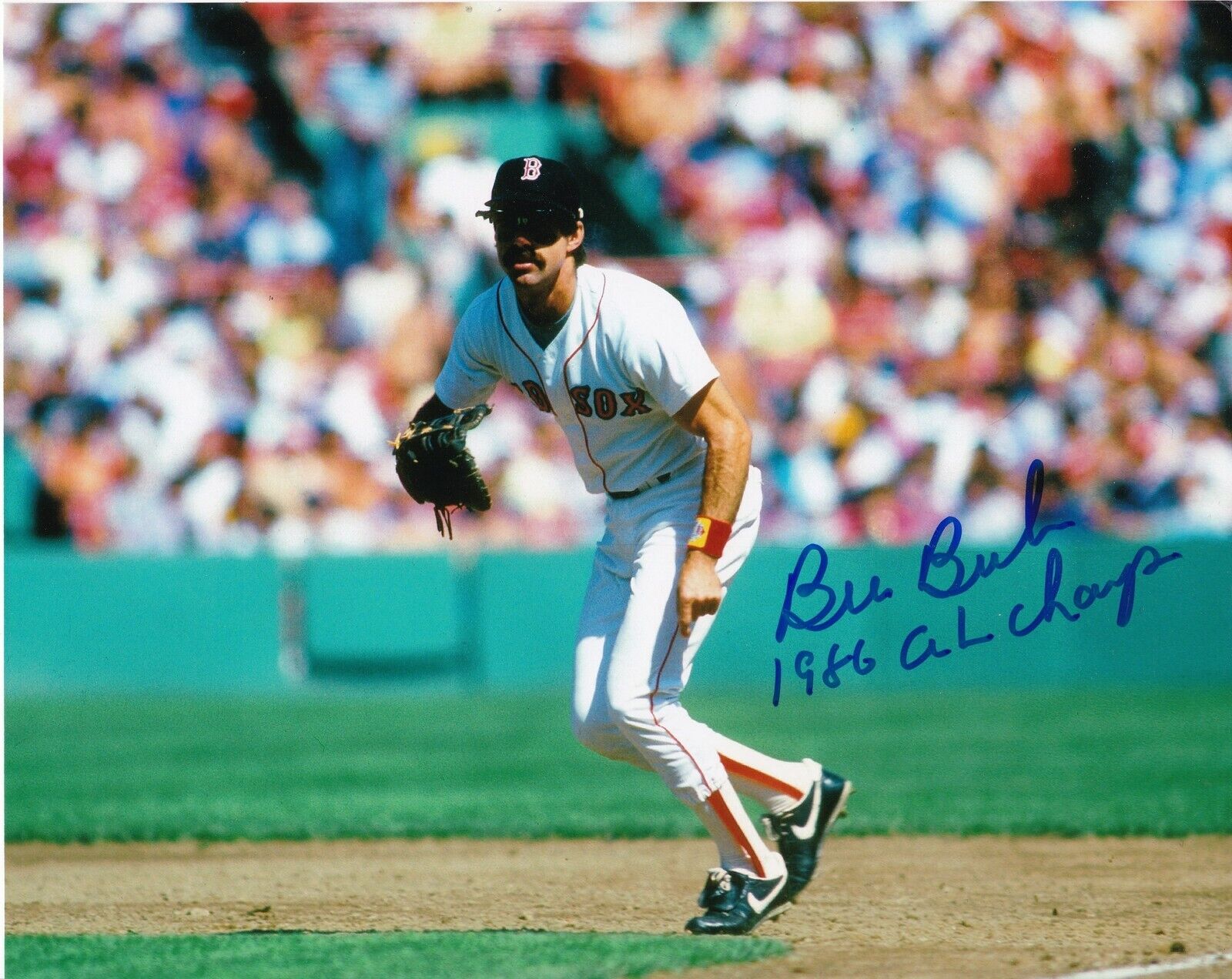 BILL BUCKNER BOSTON RED SOX 1986 AL CHAMPS ACTION SIGNED 8x10