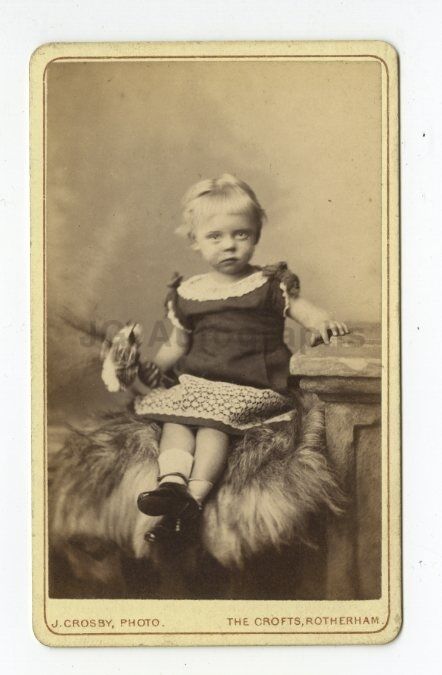 19th Century Children - 19th Century Carte-de-visite Photo Poster painting - Rotherham, England