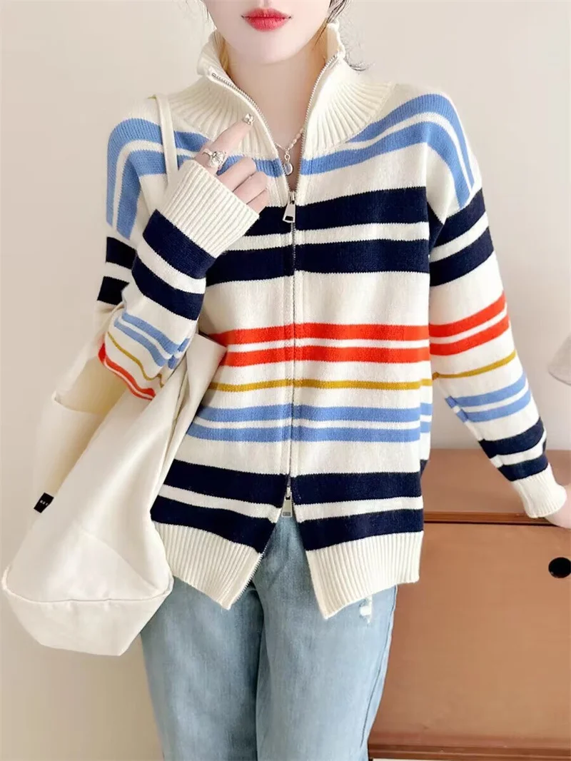Ueong Ueong Coat Autumn 2024 New Lazy Wind Rainbow Stripes Vintage Early Autumn Stand Collar Zipper Sweater Woman