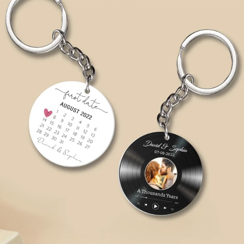 Personalised Song Vinyl Disc First Date Keychain