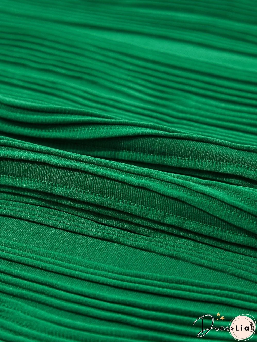 Elegant Wave Pattern Blouse