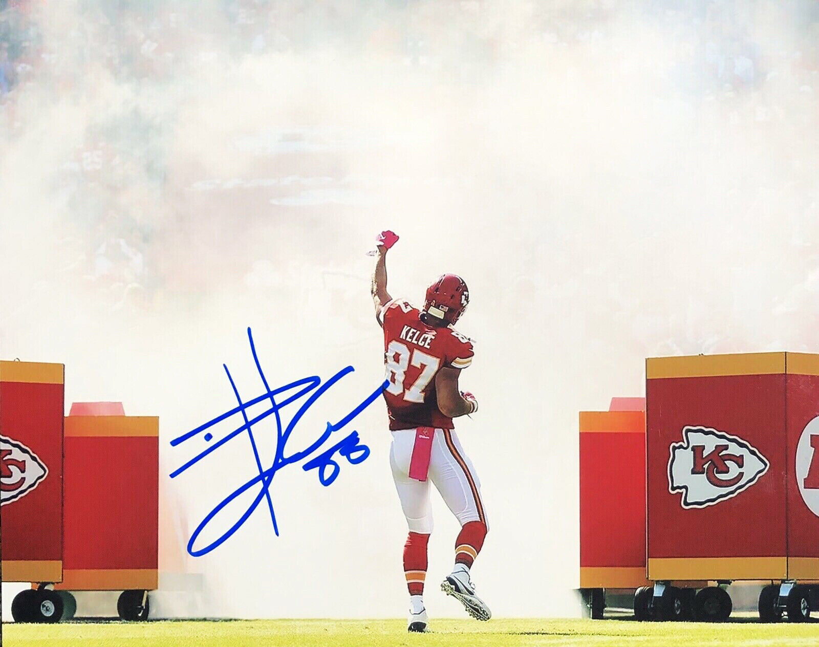 Kansas City Chiefs Travis Kelce Signed 8x10 Autographed Photo Poster painting Reprint