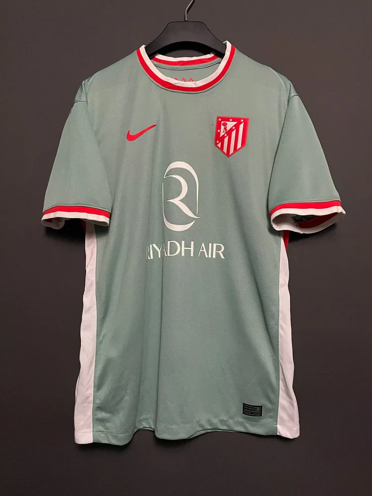 2024/25 Atl&eacute;tico Madrid Away Shirt