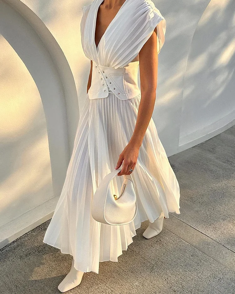 V-neck pleated pleated solid color dress
