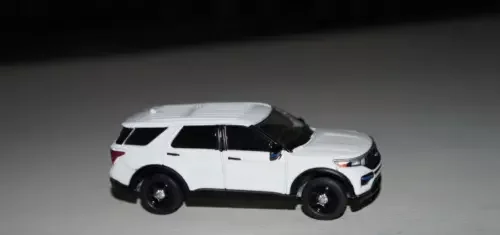 Dronehint 2022 Ford Explorer Interceptor White Police Diecast Car 1/64 Greenlight Toy