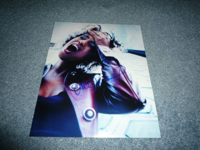 NENEH CHERRY signed autograph In Person 8x10 (20x25 cm) BUFFALO STANCE