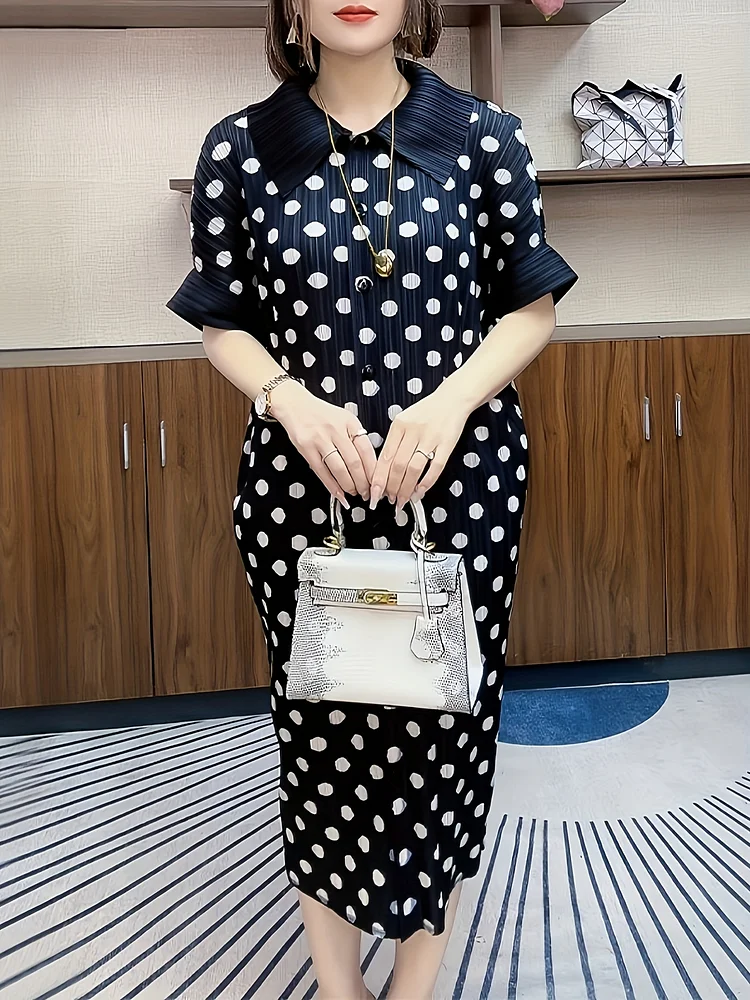 Elegant Plus-Size Polka Dot Midi Dress With Short Sleeves - Summer 2024 Collection, Lightweight Polyester, Casual Yet Slimming A-Line Silhouette, Machine Washable - Perfect For Stylish Outfits, Plus Size Dress