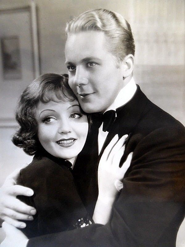 GENE RAYMOND & NANCY CARROLL 8 x 10 Photo Poster painting Transatlantic MERRY GO ROUND dt281