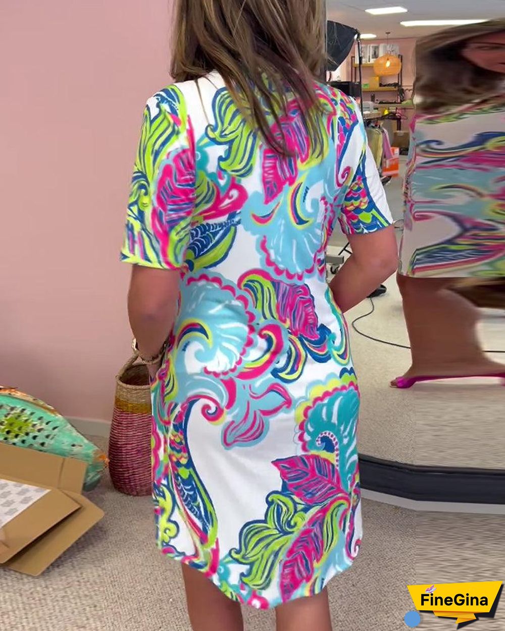 Trendy V-Neck Short Sleeve Mini Dress