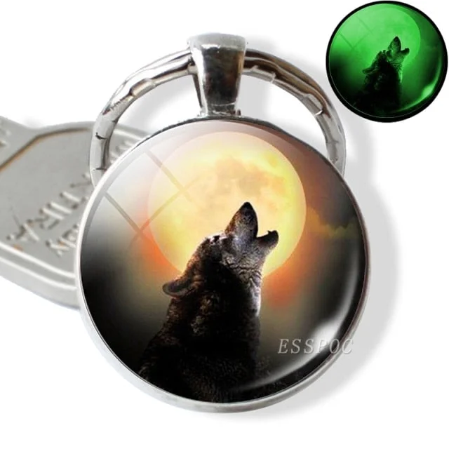 Buzzdaisy Luminous Glow In The Dark Wolf Key Chain Key Rings Holder