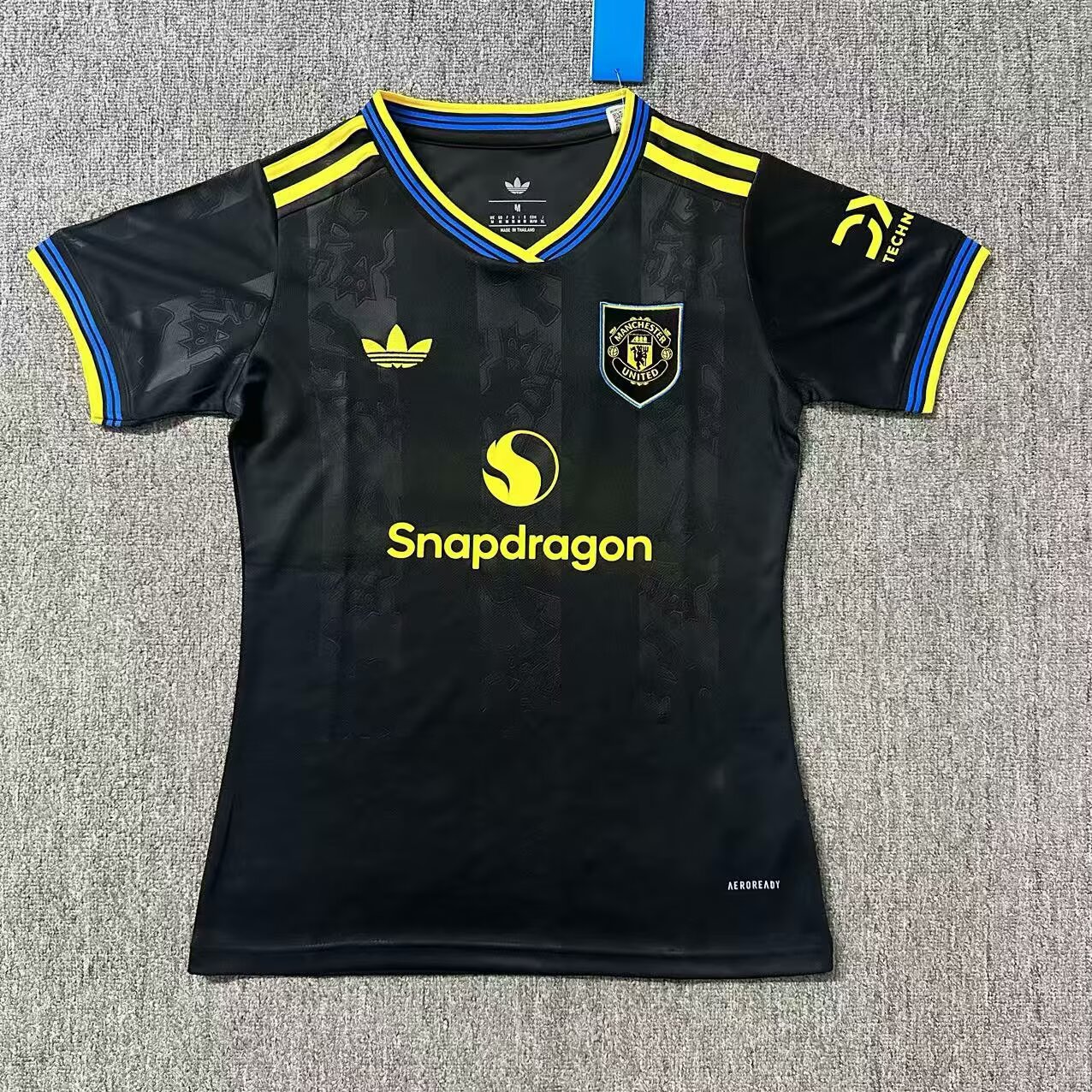 25/26 Football Shirt Manchester United Third Away Women Thai Quality