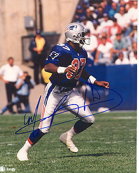 MAURICE HURST NEW ENGLAND PATRIOTS ACTION SIGNED 8x10