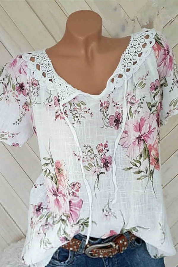 Lace Patchwork V Neck Flower Print T-shirt
