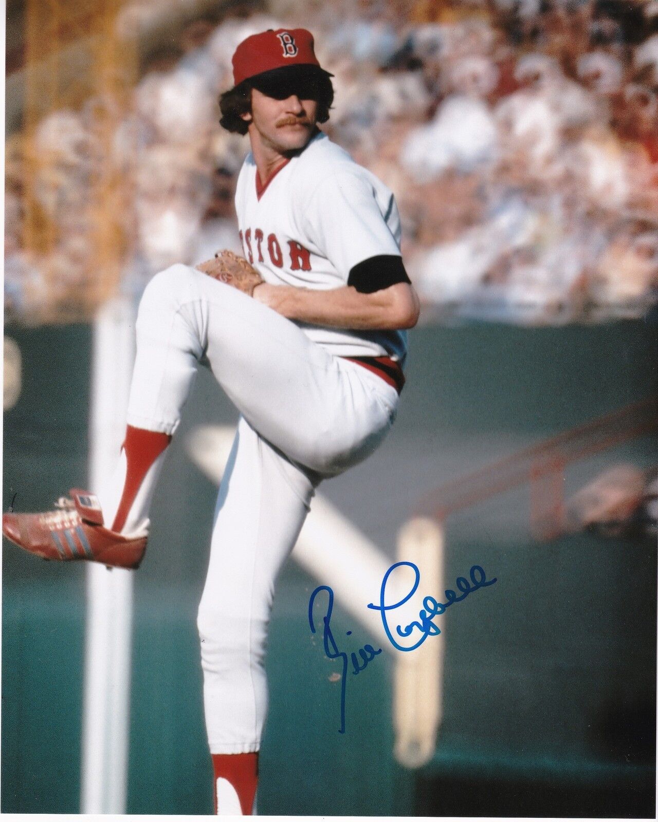 BILL CAMPBELL BOSTON RED SOX ACTION SIGNED 8x10