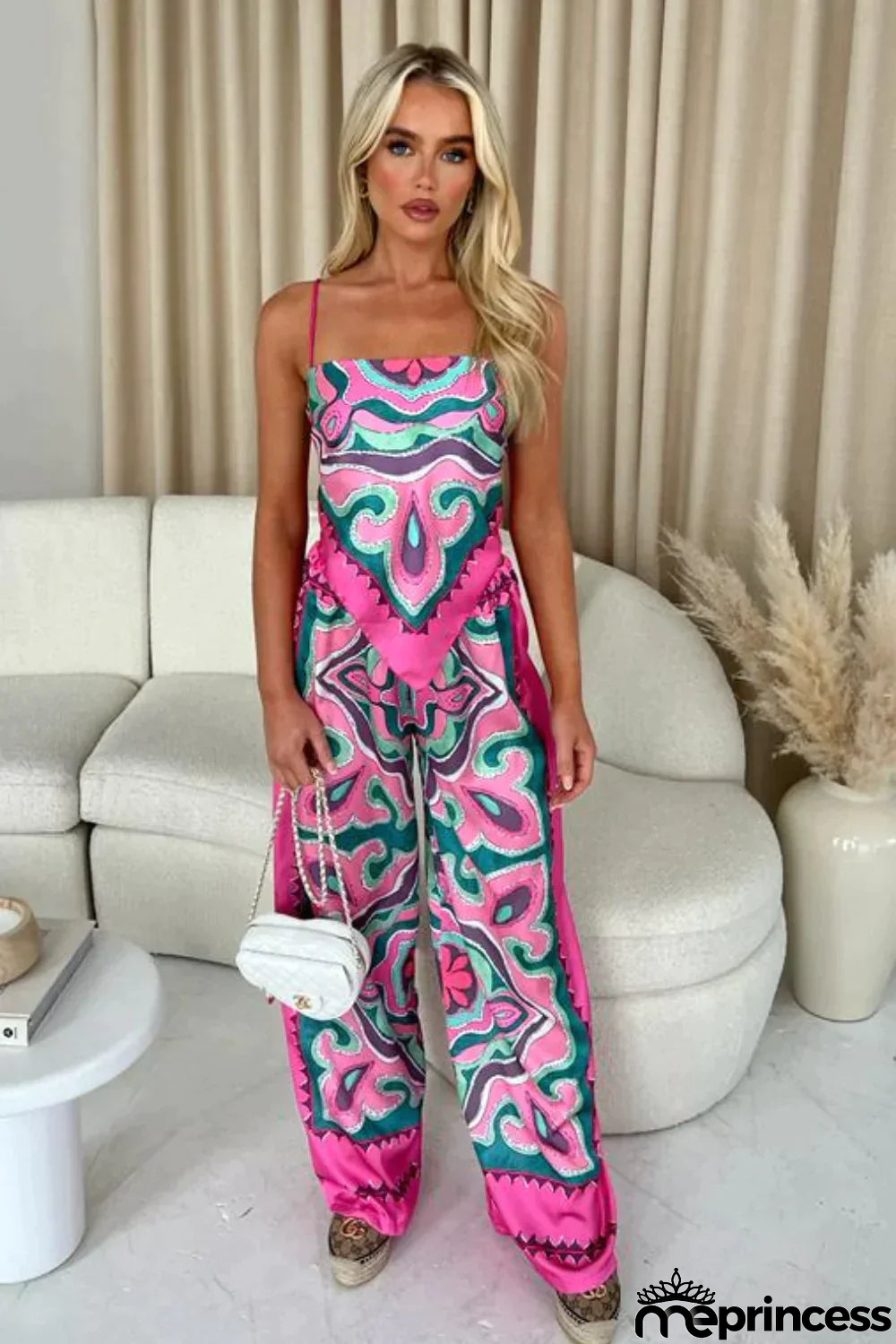 Modern and breezy Pants