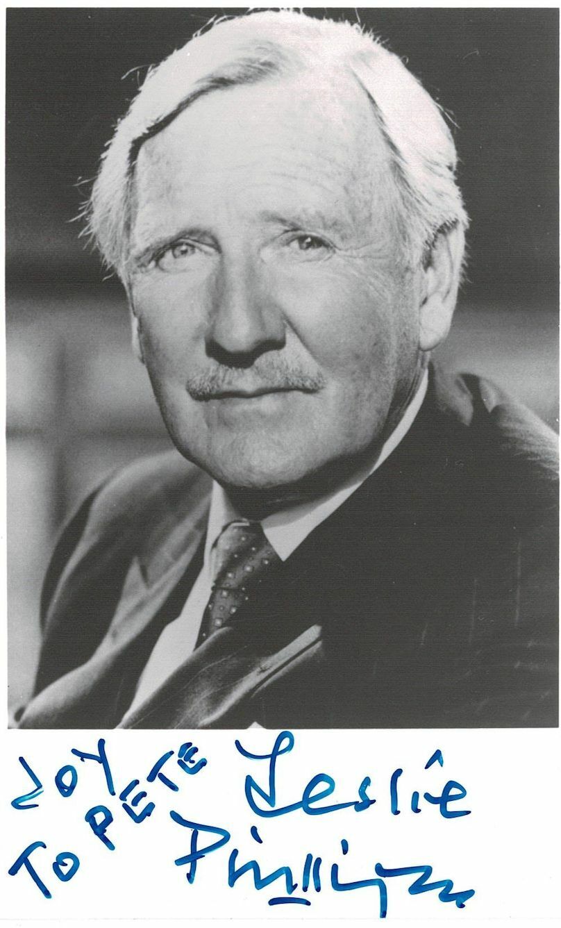 Leslie Phillips signed autographed Photo Poster painting! AMCo! 14665