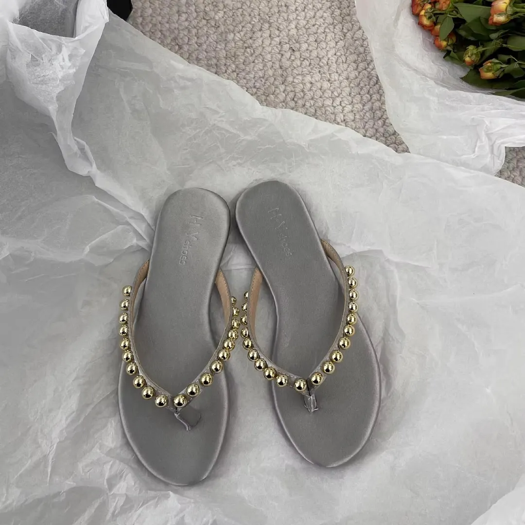Breakj Breakj Pearl Leather Flat-Bottomed Flip-Flops Women Wear The New Summer 2025 Summer New Trendy Beach Feet Cool Drag