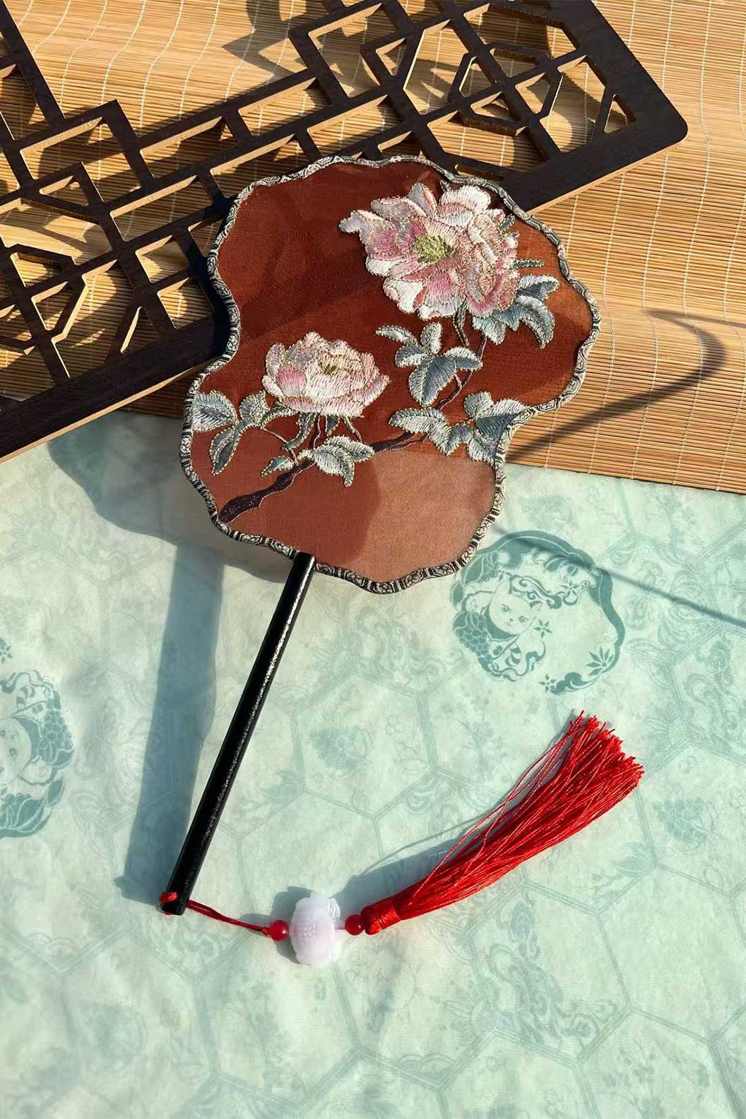 Chinese hand fan with peony embroidery  for hanfu Stupa Stones