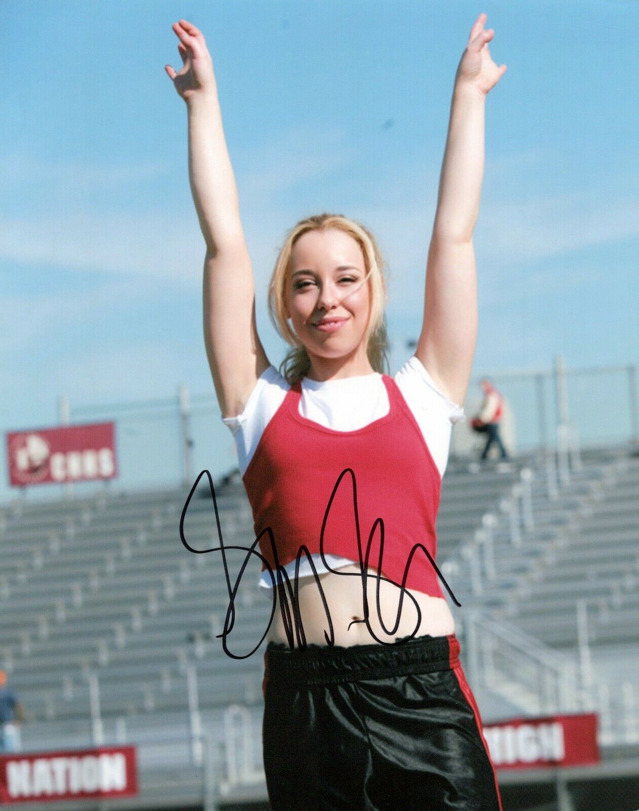 Skyler Shaye Bratz autographed Photo Poster painting signed 8x10 #16 Cloe