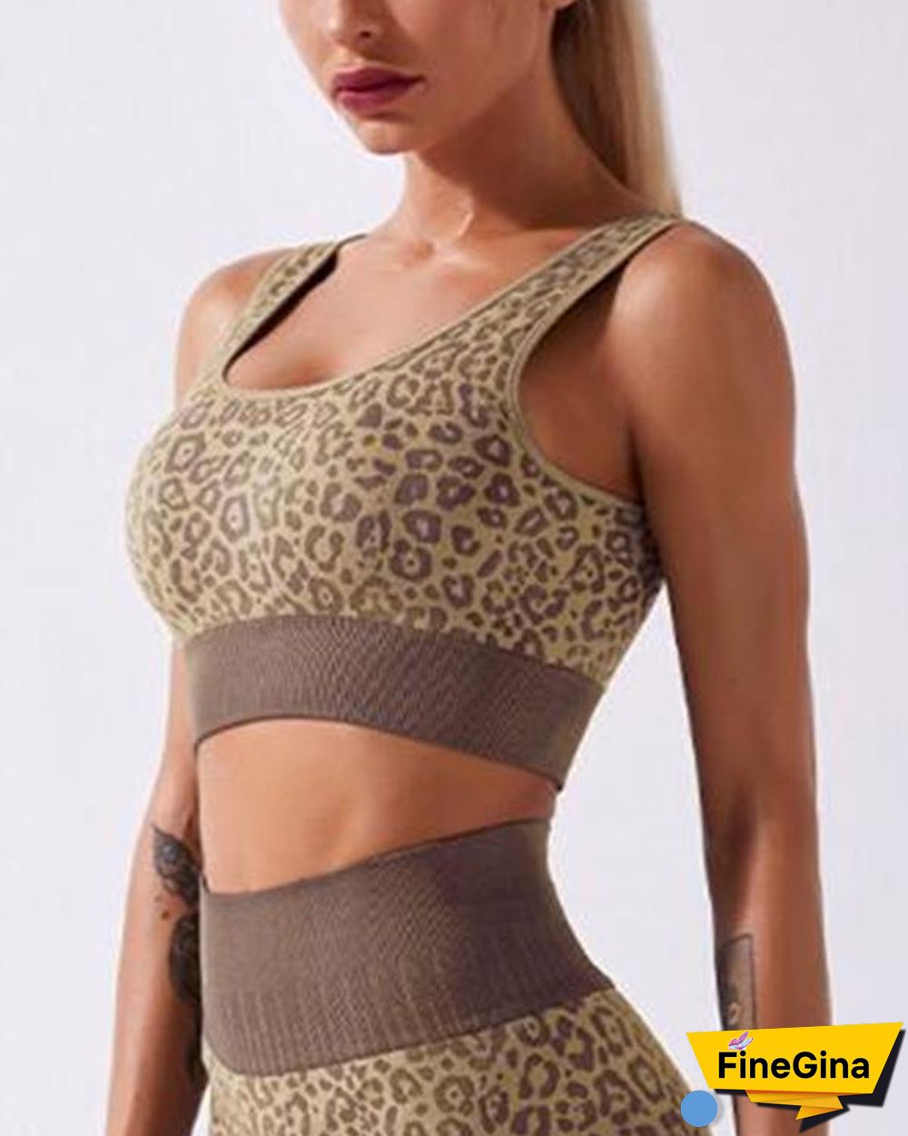 Leopard Comfortable Seamless Yoga Set