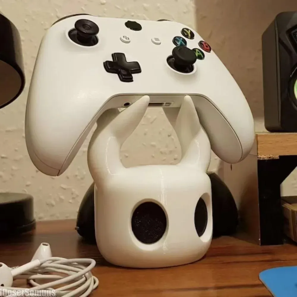 Slugcatgo Hollow Knight Joystick Holder for Xbox PS5 PS4 PS3 Games Desktop Universal for Xbox Switch Steam Handheld Storage Racks