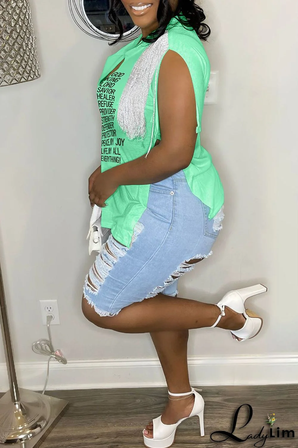 Black Casual Letter Print Tassel Patchwork V Neck T-Shirts