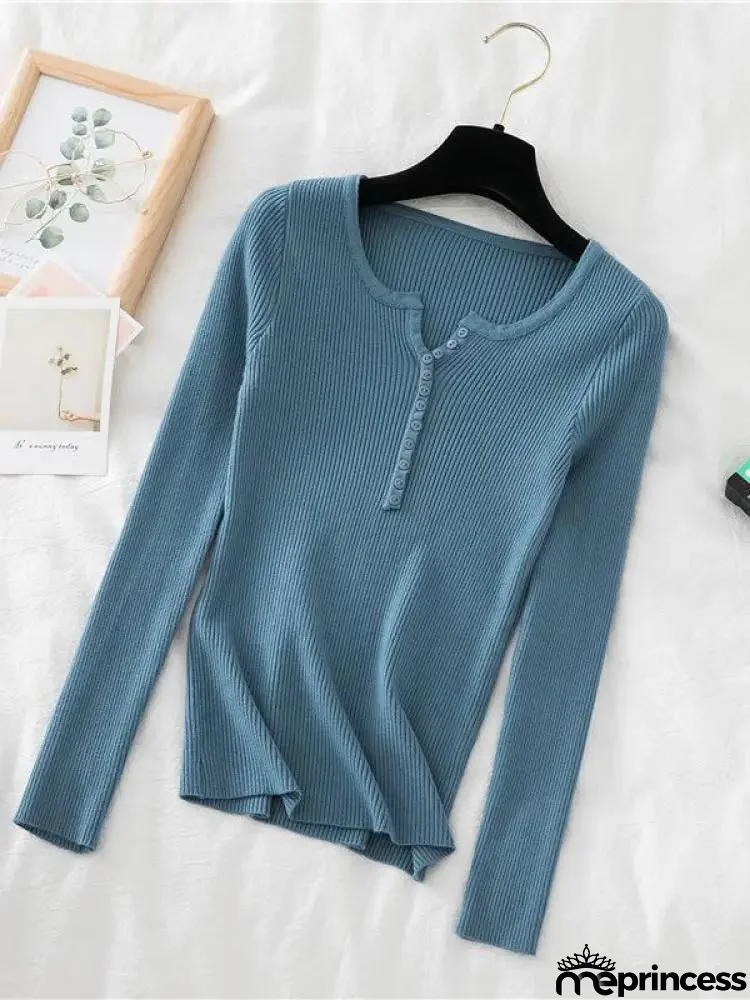 Women's Polyester V-Neck Full Sleeves Solid Pattern Sweater