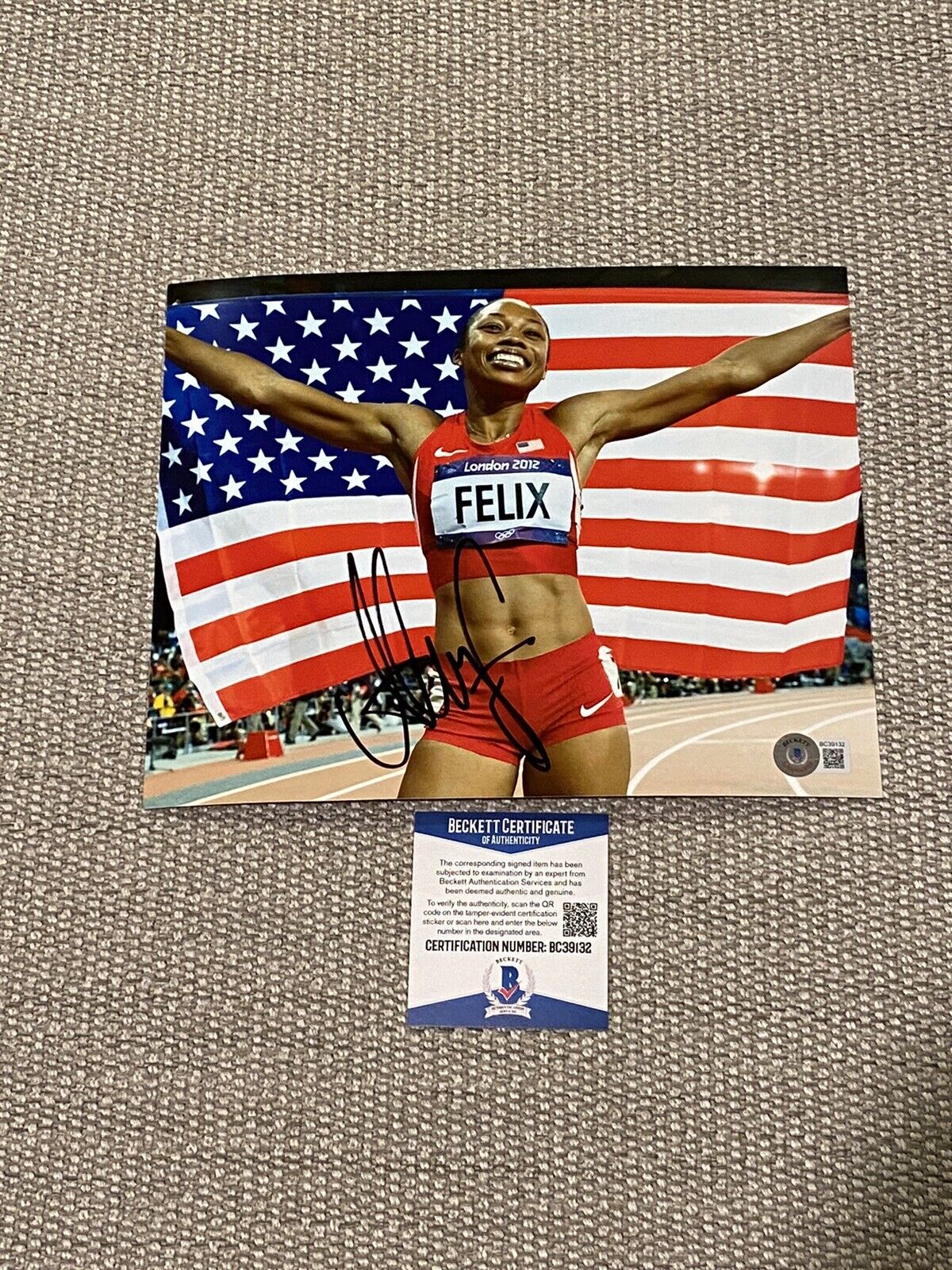 BECKETT COA ALLYSON FELIX Signed Autographed 8x10 Photo Poster painting USA Track Olympics